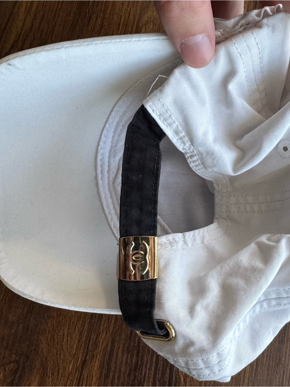 CHANEL Beige and Black Baseball Cap - Accessories - Picture 3 of 4